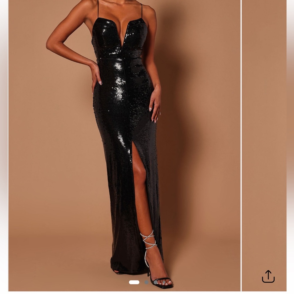 Corinne sequin Maxi Dress - Black